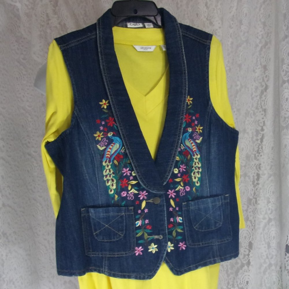 Cato Denim Blue Embroidered Vest Size Large